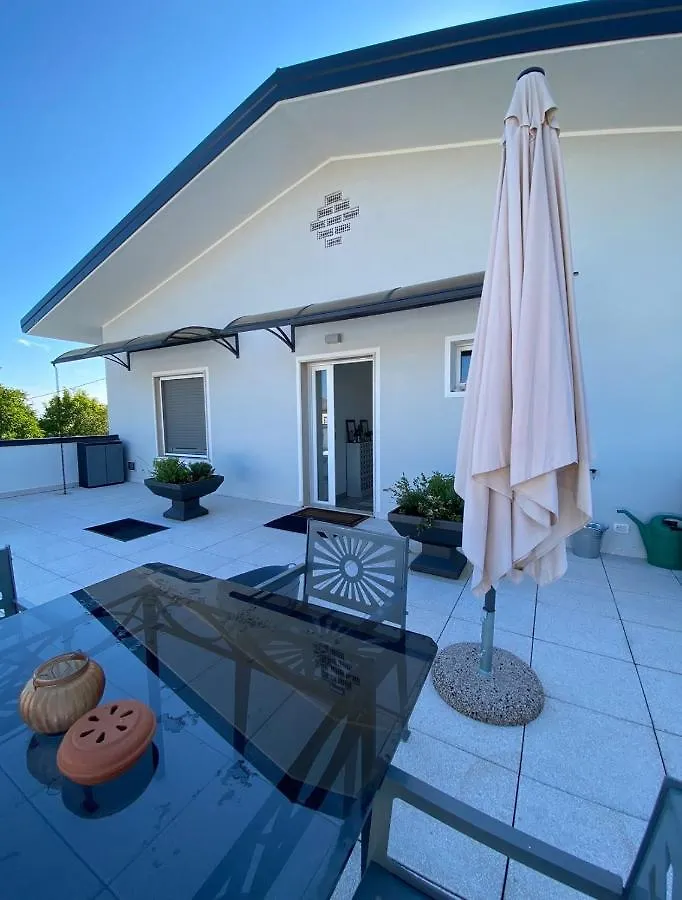 Green House In Campagna Melara